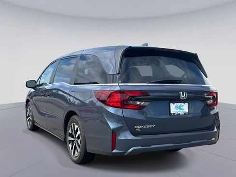 Certified 2025 Honda Odyssey EX-L image 6