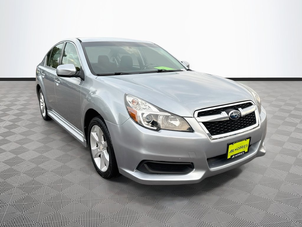 Used 2013 Subaru Legacy 2.5i Premium w/ All-Weather Pkg AWD/4WD image 3