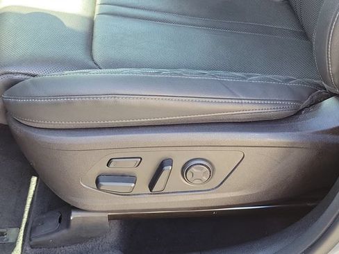 Certified 2022 Kia Sorento SX FWD image 23