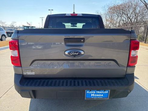 Used 2023 Ford Maverick XLT image 4