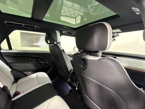 New 2026 Land Rover Range Rover Sport Dynamic SE AWD/4WD image 27