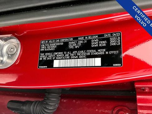 Used 2023 Volvo XC40 B5 Ultimate w/ Protection Package Premier image 44