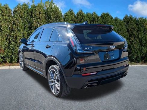 Used 2022 Cadillac XT4 Sport w/ Driver Awareness Package image 6