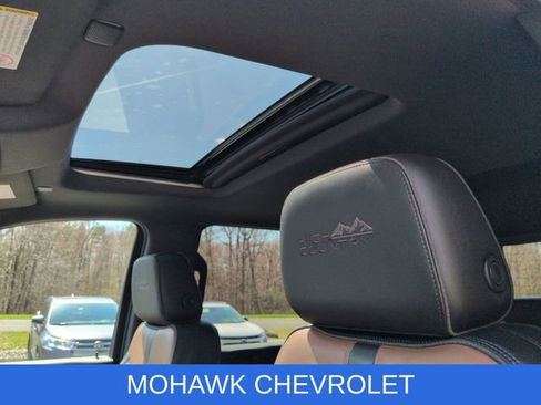 Used 2020 Chevrolet Silverado 2500 High Country w/ Z71 Off-Road Package image 20