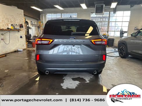 Used 2025 Ford Escape ST-Line Select image 4
