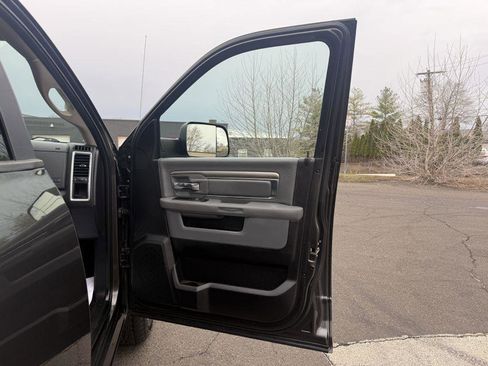 Used 2017 RAM 1500 Big Horn image 16