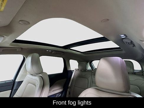 Used 2021 Lincoln Corsair Reserve w/ Equipment Group 201A image 19