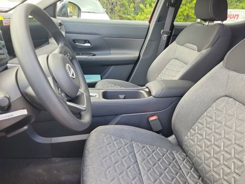 New 2026 Nissan Kicks SV image 21