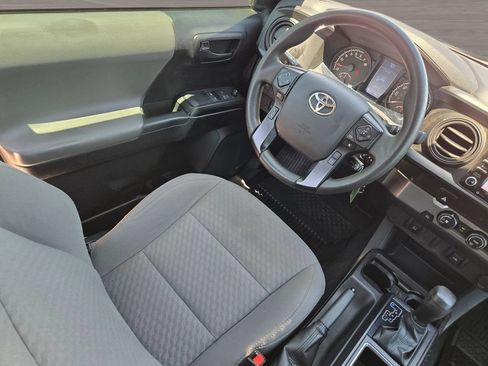 Used 2020 Toyota Tacoma SR RWD image 24