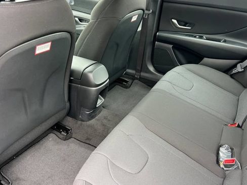 New 2026 Hyundai Elantra SE FWD image 11