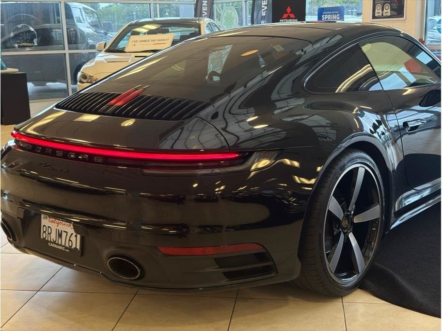 Used 2020 Porsche 911 Carrera image 34