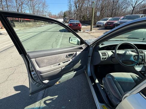 Used 2000 Toyota Avalon XLS image 44