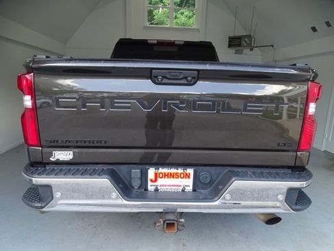 Used 2021 Chevrolet Silverado 2500 LTZ w/ LTZ Plus Package AWD/4WD image 21
