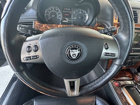 Used 2007 Jaguar XK Convertible RWD image 17