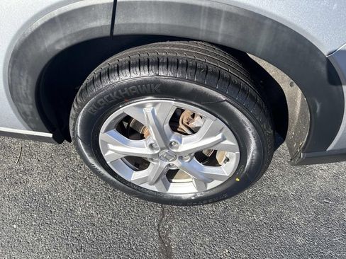 Used 2023 Honda HR-V LX image 12