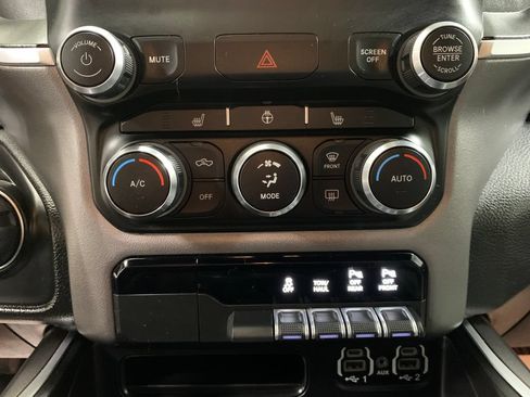 Used 2022 RAM 1500 Big Horn AWD/4WD image 27