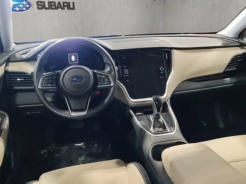 Used 2024 Subaru Outback Premium AWD/4WD image 2
