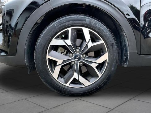 Used 2021 Kia Sportage EX FWD image 11