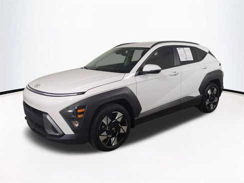 Used 2025 Hyundai Kona SEL FWD image 9