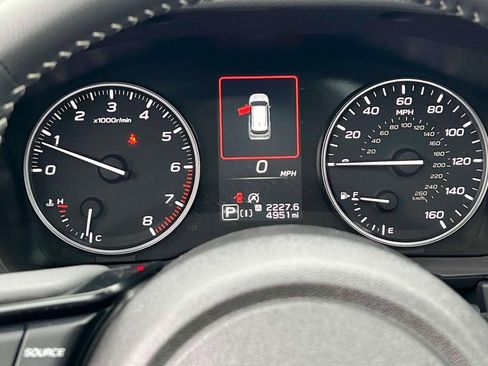 Certified 2025 Subaru Forester Premium image 24