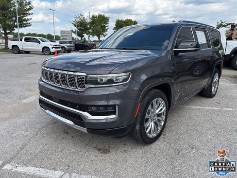 Used 2023 Jeep Grand Wagoneer Series III AWD/4WD image 13