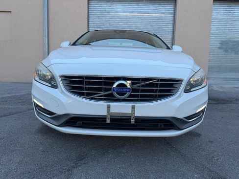 Used 2018 Volvo S60 T5 Inscription image 4