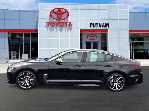 Used 2023 Kia Stinger GT-Line w/ Sun & Sound Package image 7