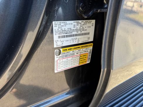 Used 2021 Ford Expedition XLT image 33