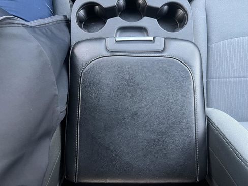 Used 2021 RAM 2500 Big Horn image 13