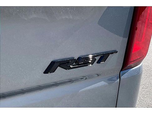 New 2026 Chevrolet Silverado 1500 RST w/ Redline Edition AWD/4WD image 9