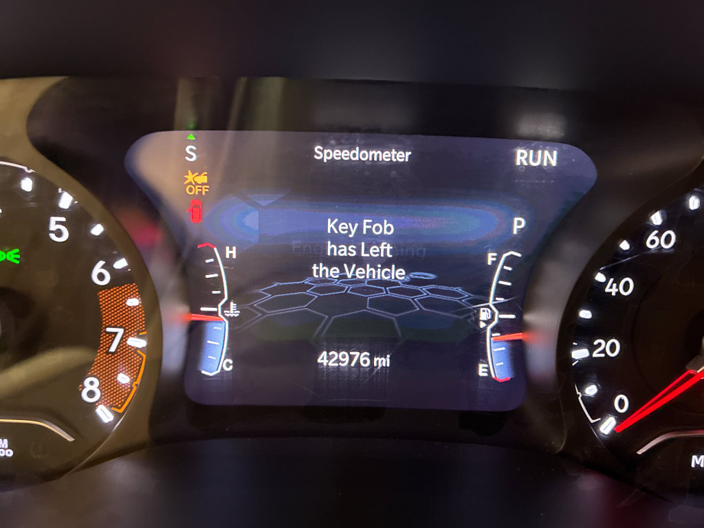 Used 2025 Jeep Compass Limited AWD/4WD image 17