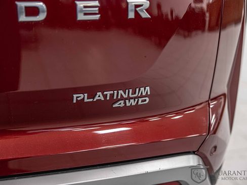Used 2022 Nissan Pathfinder Platinum w/ Cargo Package image 14