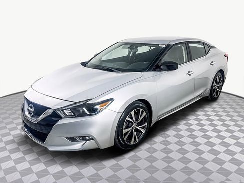 Used 2017 Nissan Maxima 3.5 S image 4
