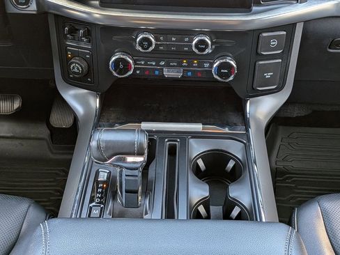 Used 2022 Ford F150 Lariat w/ Equipment Group 502A High image 19