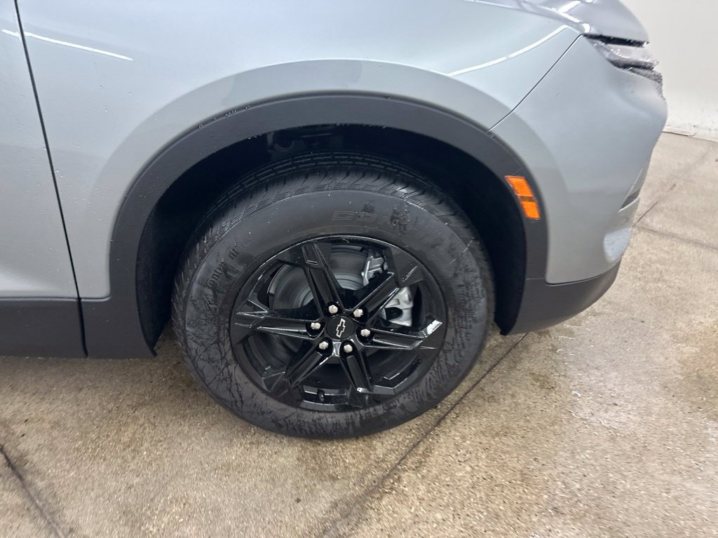 New 2026 Chevrolet Blazer LT w/ Midnight/Sport Edition AWD/4WD image 15