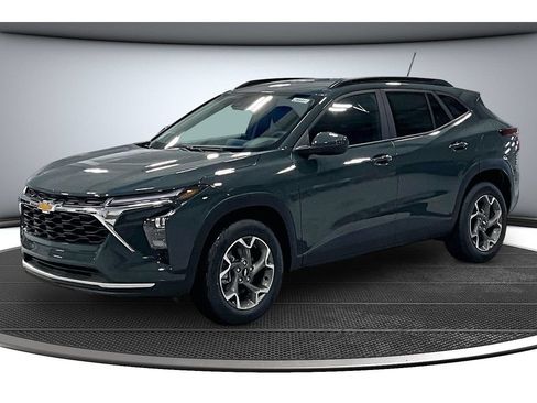 New 2026 Chevrolet Trax LT w/ LT Convenience Package FWD image 19