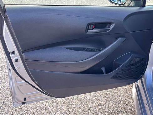 Used 2023 Toyota Corolla LE image 14