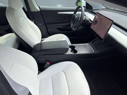 Used 2021 Tesla Model 3 Standard Range Plus RWD image 24