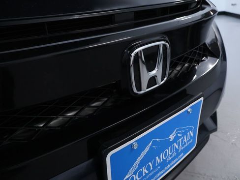 Used 2020 Honda Civic LX image 9