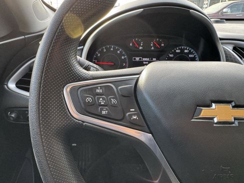 Used 2023 Chevrolet Malibu LT FWD image 29