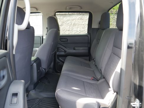 Used 2023 Nissan Frontier S w/ Technology Package AWD/4WD image 14