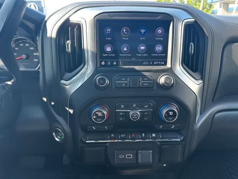 Used 2021 Chevrolet Silverado 1500 LT image 19