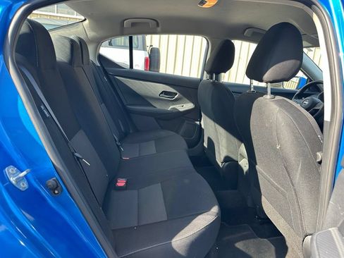 Used 2025 Nissan Sentra SV FWD image 18