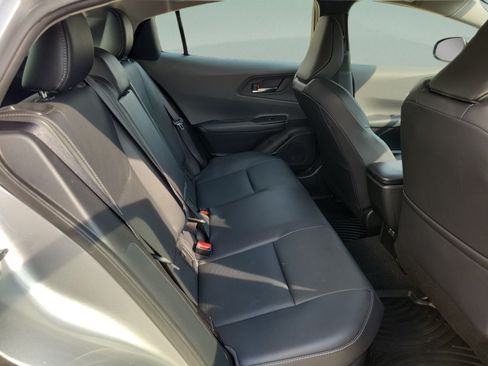 Used 2025 Toyota Prius XLE FWD image 28