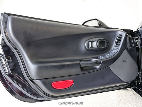 Used 1998 Chevrolet Corvette Convertible w/ Memory Pkg RWD image 39