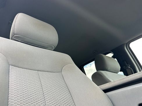 Used 2014 Ford F150 XLT image 16