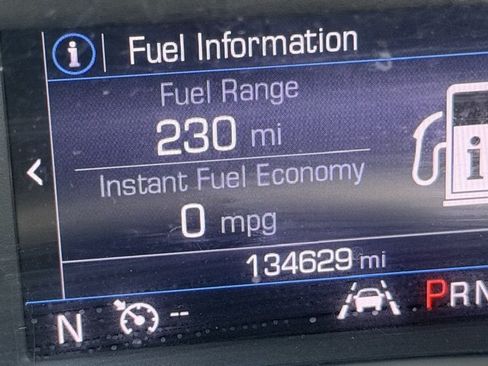 Used 2020 Chevrolet Equinox LT AWD/4WD image 17