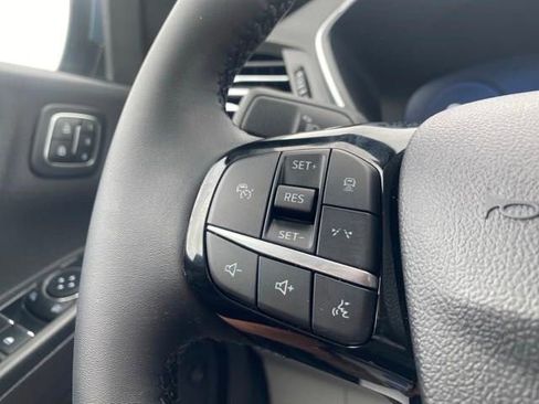 New 2024 Ford Escape Platinum w/ Premium Technology Package image 33