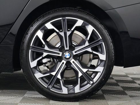 Used 2025 BMW 330i Sedan w/ Premium Package image 16