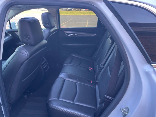 Used 2018 Cadillac XT5 Luxury w/ Driver Awareness Package AWD/4WD image 59